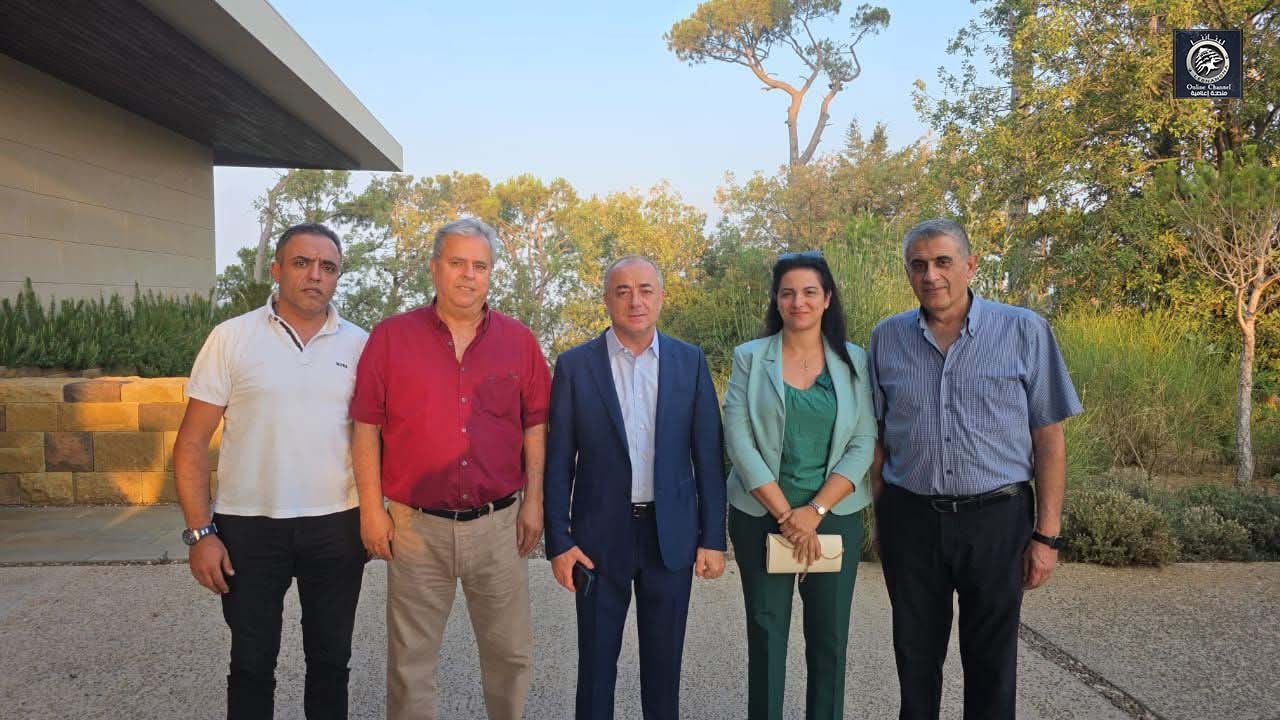 وفد من بلدية بسكنتا يزور بو صعب